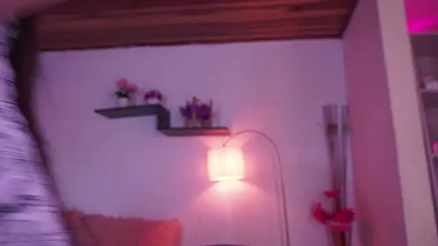 Nalia adams online show from 11-06-25, 04:00