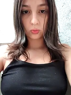 Maiden-Hot online show from 04-04-26, 08:04