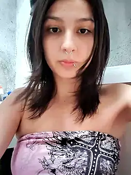 Maiden-Hot online show from 01-12-26, 09:52