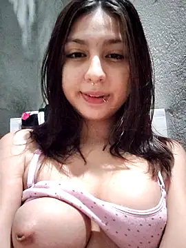Maiden-Hot online show from 06-14-26, 06:25