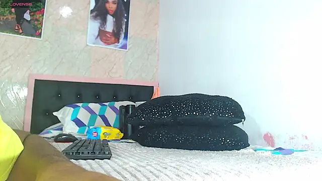 k stormi  online show from 11-16-25, 02:11