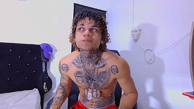 hot man05 online show from 11-11-25, 09:31