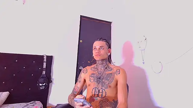 hot man05 online show from 01-07-26, 05:07