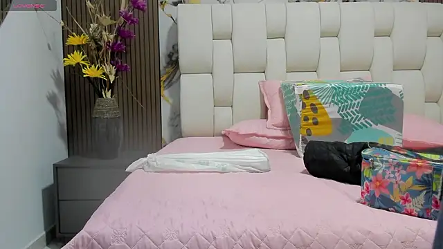 amanda29 online show from 03-18-26, 07:15