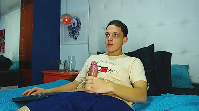 Thomas May4rs online show from 04-10-26, 03:46