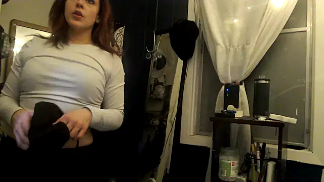 Snapshot of RhyleeRaine chatting on 03-16-25, 11:49 RhyleeRaine online show from 03-16-25, 11:49