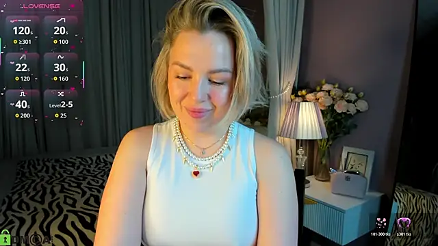 Nikki Kai online show from 10-20-25, 12:45