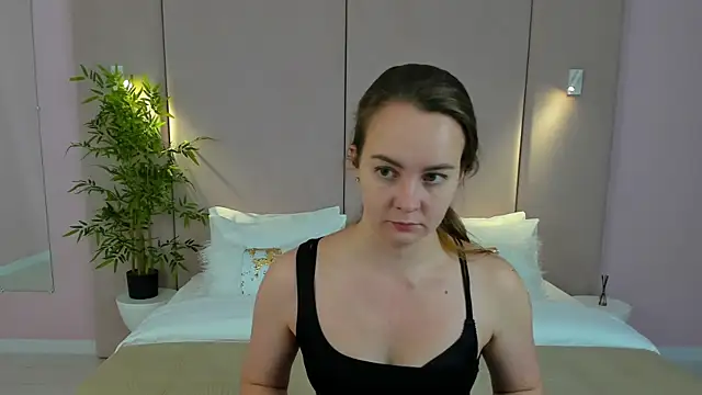 JaniceCollins online show from 11-12-25, 02:15