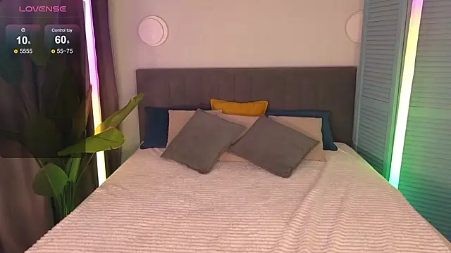 Snapshot of CaseyCraig chatting on 03-03-26, 03:52 CaseyCraig online show from 03-03-26, 03:52