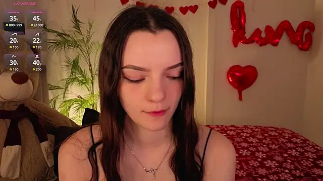 Snapshot of CaseyCraig chatting on 02-13-26, 02:50 CaseyCraig online show from 02-13-26, 02:50