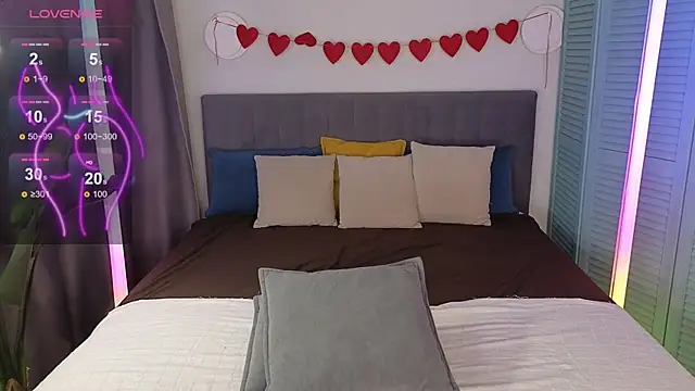 CaseyCraig online show from 04-10-26, 03:08