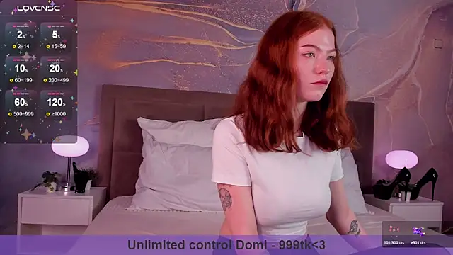 Snapshot of SophieOuld chatting on 03-21-25, 02:50 SophieOuld online show from 03-21-25, 02:50