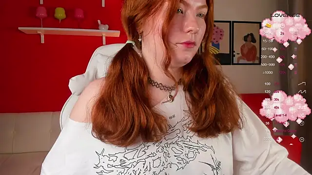 Snapshot of SophieOuld chatting on 09-20-25, 02:44 SophieOuld online show from 09-20-25, 02:44