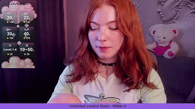 Snapshot of SophieOuld chatting on 03-11-25, 09:02 SophieOuld online show from 03-11-25, 09:02