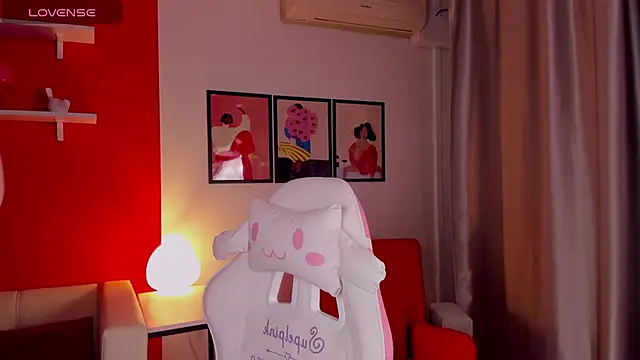 Snapshot of SophieOuld chatting on 09-26-25, 03:35 SophieOuld online show from 09-26-25, 03:35