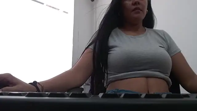 Snapshot of MajesaSmith chatting on 01-29-25, 07:22 MajesaSmith online show from 01-29-25, 07:22