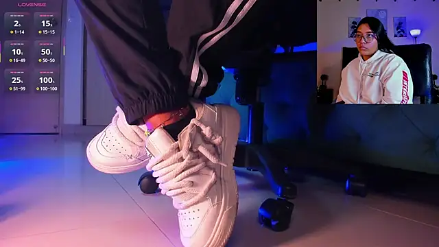 aleya bliss online show from 11-25-25, 03:18