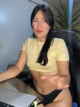 ValeriaVixen online show from 05-04-26, 08:33