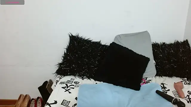 Lunasquirt1985 online show from 10-07-25, 02:40