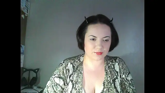 Snapshot of BlackkkVelvet chatting on 02-25-25, 01:10 BlackkkVelvet online show from 02-25-25, 01:10