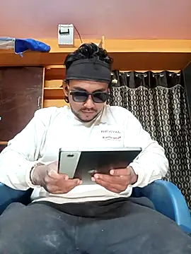 bigcock thick online show from 06-30-26, 04:07