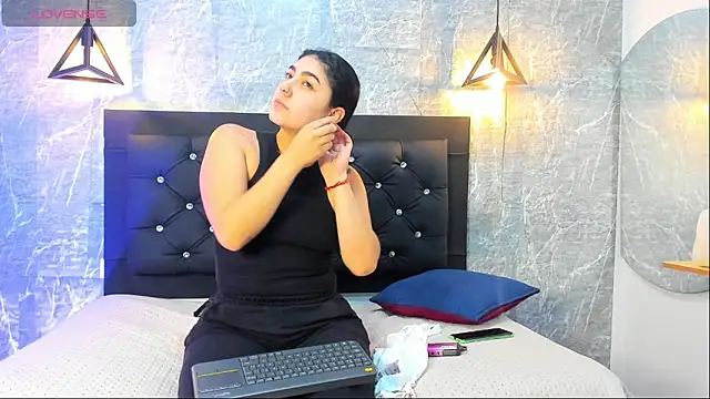 emberhodson online show from 01-09-26, 10:33