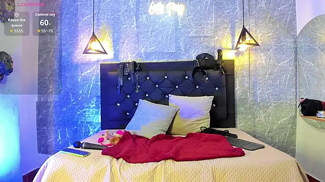 Snapshot of emberhodson chatting on 09-09-25, 10:57 emberhodson online show from 09-09-25, 10:57