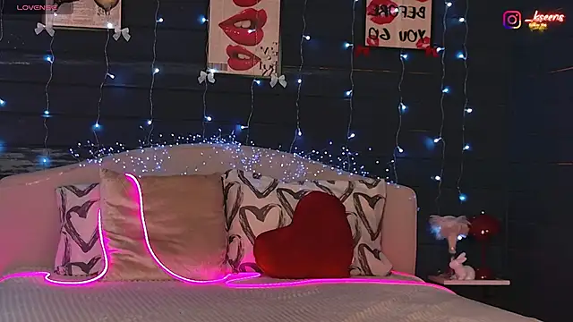 Eseensia online show from 02-14-26, 02:34