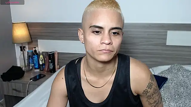 Liiamthompson online show from 01-08-26, 10:27