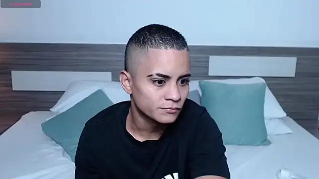 Liiamthompson online show from 03-24-26, 09:31