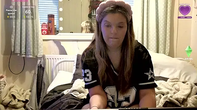 Demi WelshX online show from 12-04-25, 09:41