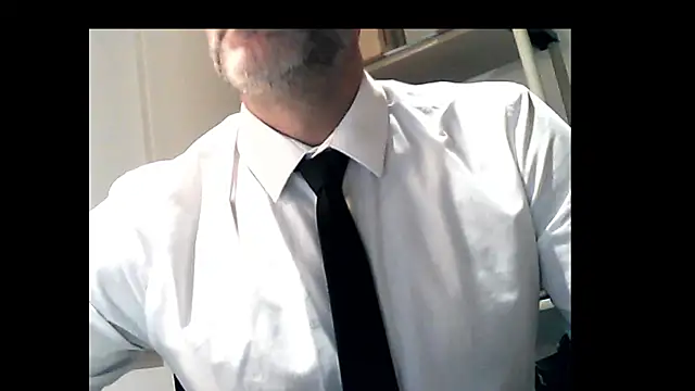 66MA69 online show from 04-12-26, 05:00