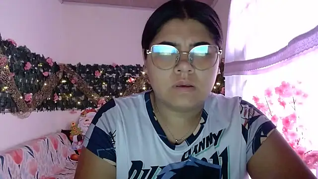 viccky vick online show from 11-28-25, 06:19