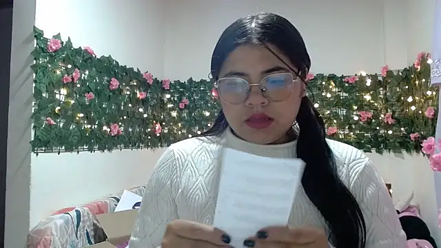 viccky vick online show from 11-23-25, 01:37