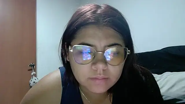 viccky vick online show from 02-12-26, 02:33