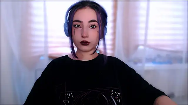 purplewitch online show from 11-16-25, 07:24