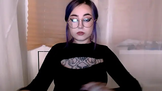 purplewitch online show from 11-19-25, 11:54