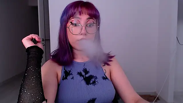 Snapshot of purplewitch chatting on 02-14-26, 07:30 purplewitch online show from 02-14-26, 07:30