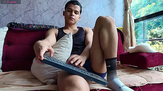 Dwayne Brown online show from 09-24-25, 02:23