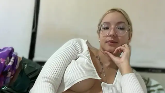 Mermaid-hana online show from 03-24-26, 02:22