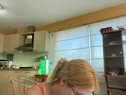 Mermaid-hana online show from 09-27-25, 11:05