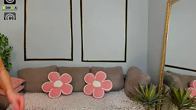 Anya-Ray online show from 02-23-26, 12:39