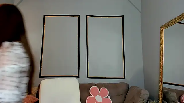 Snapshot of Anya-Ray chatting on 04-04-26, 11:50 Anya-Ray online show from 04-04-26, 11:50