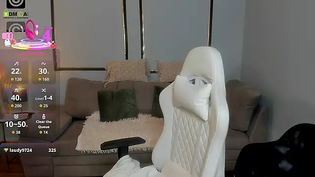 Anya-Ray online show from 11-17-25, 01:26