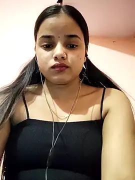 Snapshot of RAYI_123 chatting on 02-20-26, 06:19 RAYI 123 online show from 02-20-26, 06:19