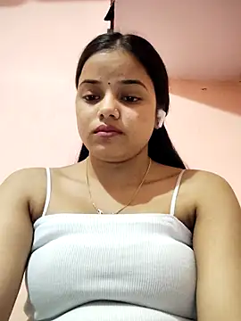 Snapshot of RAYI_123 chatting on 02-26-26, 05:18 RAYI 123 online show from 02-26-26, 05:18