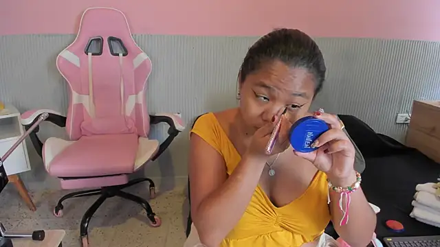 yeikafoxy online show from 02-10-26, 11:31