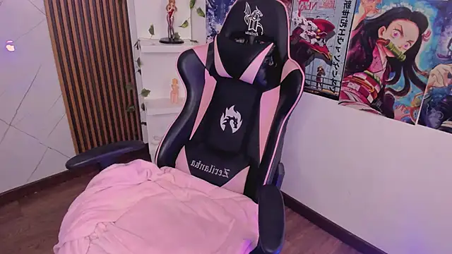 Snapshot of Charlotte_Baker19 chatting on 02-13-25, 11:26 Charlotte Baker19 online show from 02-13-25, 11:26