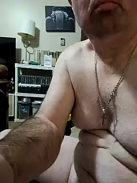 Snapshot of stubbydick3 chatting on 10-15-25, 11:35 stubbydick3 online show from 10-15-25, 11:35