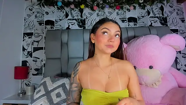 LucyRosse online show from 04-20-26, 11:24